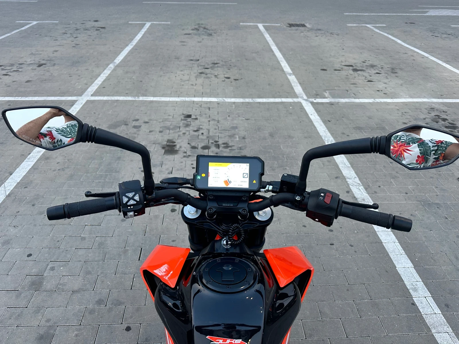 Ktm Duke 390 - изображение 5