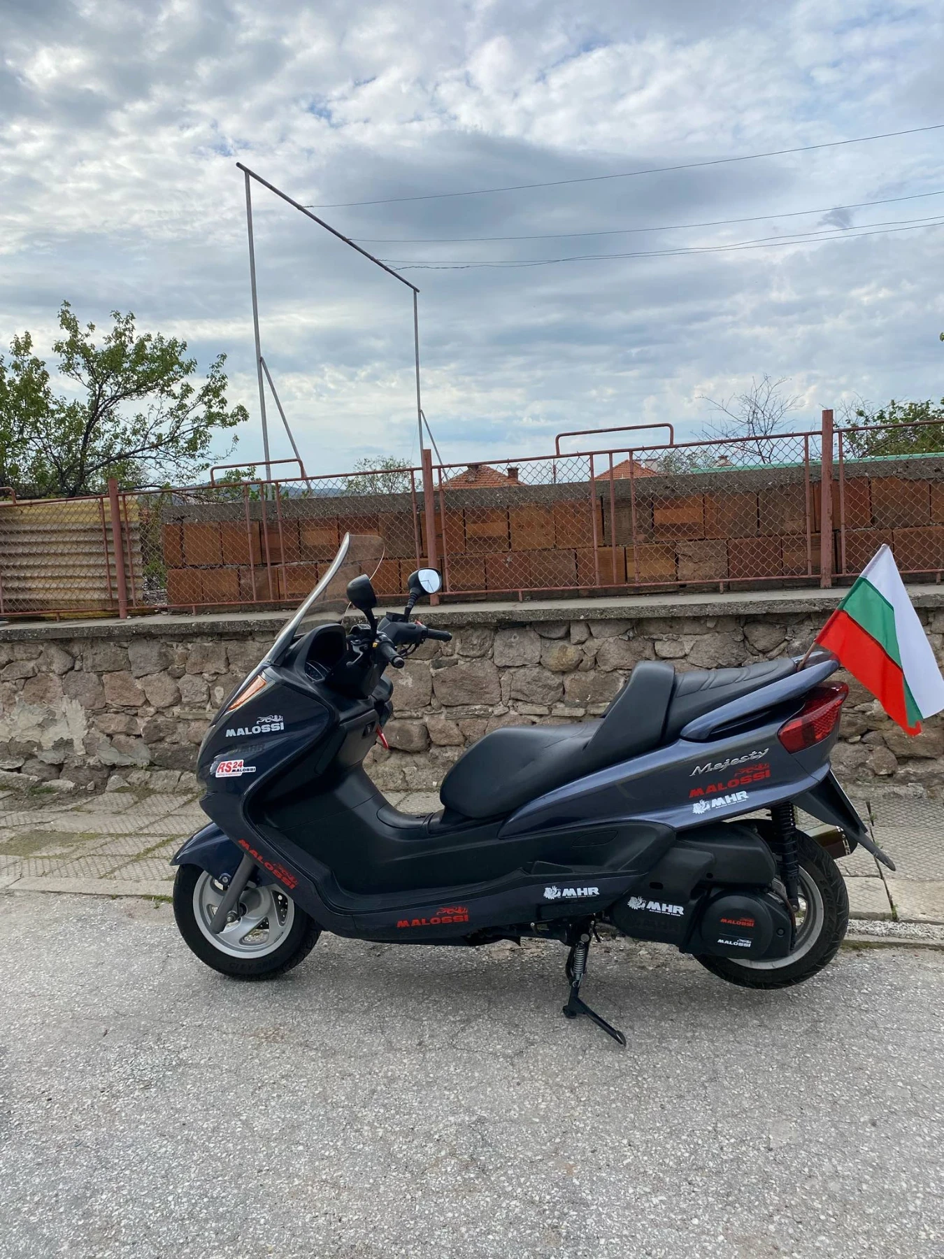 Yamaha Majesty, снимка 2 - Мотоциклети и мототехника - 54335769