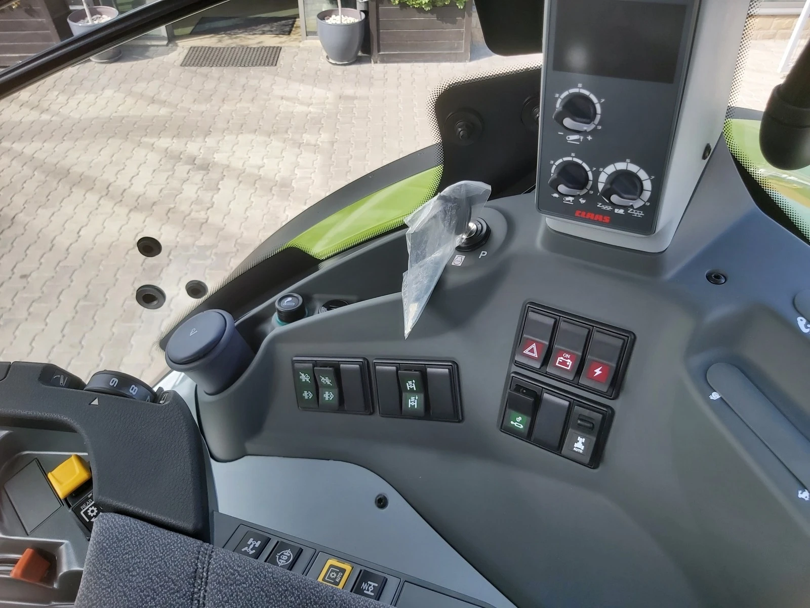  Claas  CLAAS  ARION 650 CMATIC 2022 .  | Mobile.bg   12