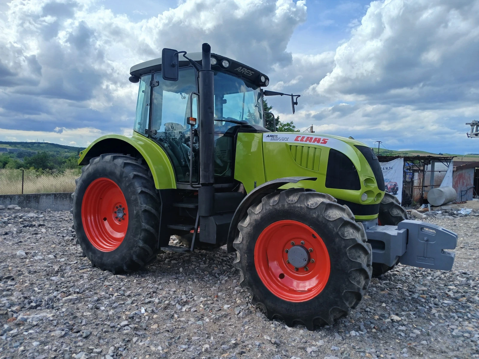 Трактор Claas Arez 657atz, снимка 5 - Селскостопанска техника - 54894352