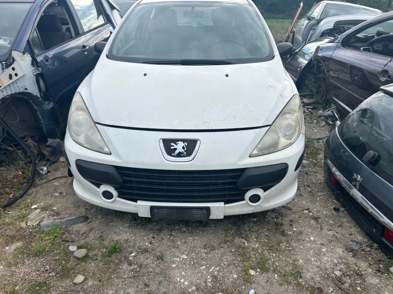 Peugeot 307 1.6HDI на части, снимка 1 - Автомобили и джипове - 45154376