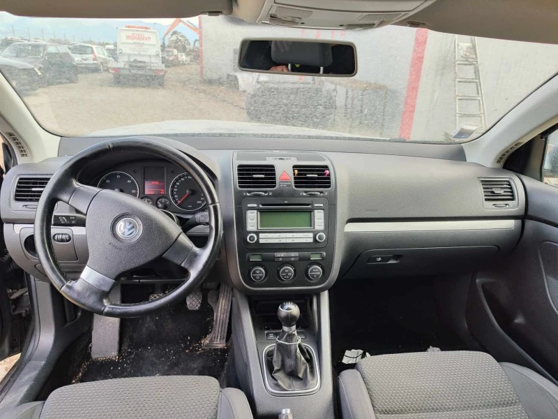 VW Golf 1.9, снимка 7 - Автомобили и джипове - 45248230