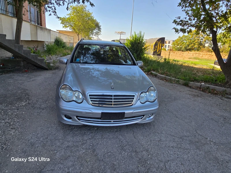 Mercedes-Benz C 220 2.2cdi FACE, снимка 10 - Автомобили и джипове - 47550524