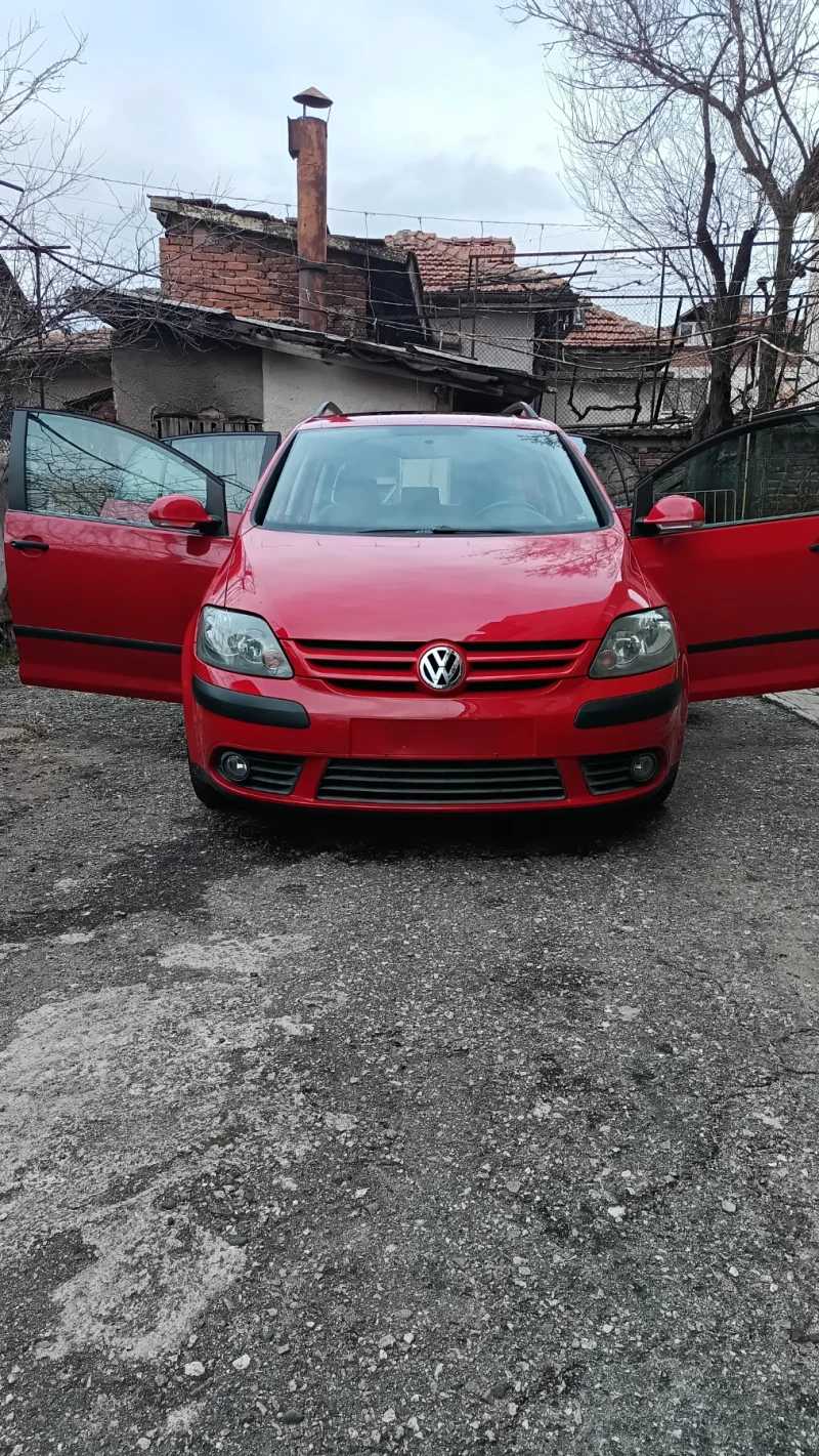 VW Golf Plus 1.6i 102kc, снимка 17 - Автомобили и джипове - 48538967