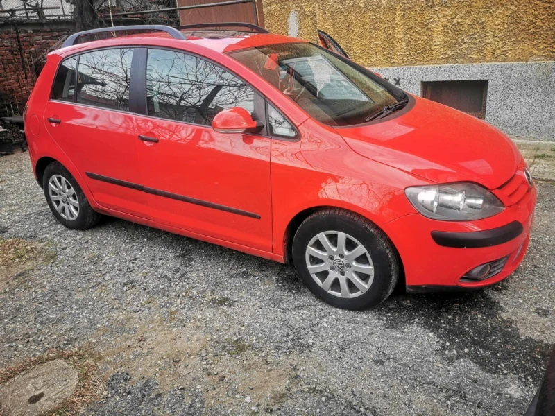 VW Golf Plus 1.6i 102kc, снимка 3 - Автомобили и джипове - 48538967