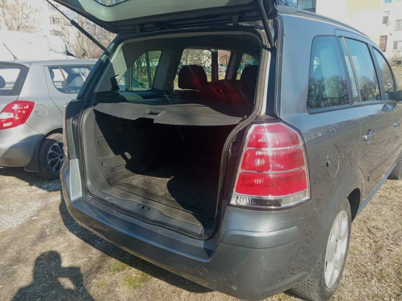 Opel Zafira, снимка 8 - Автомобили и джипове - 49011295