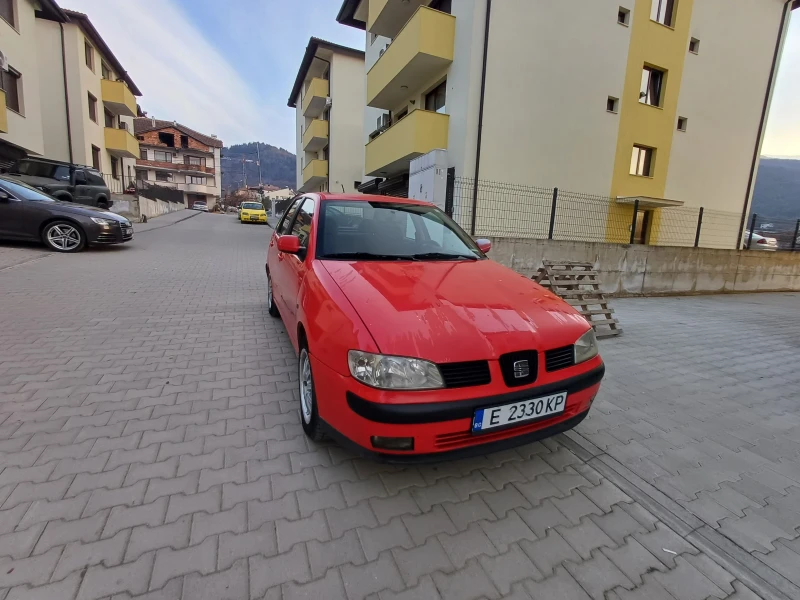 Seat Ibiza, снимка 1 - Автомобили и джипове - 49065267