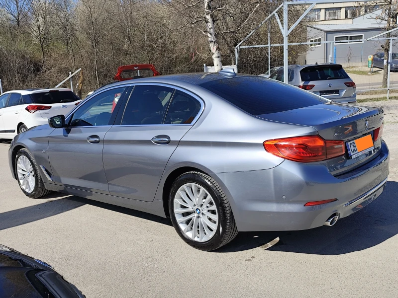 BMW 530 D* XDrive* LUXURY LINE* FULL LED* NAVI* КОЖА* CARP, снимка 4 - Автомобили и джипове - 49583109