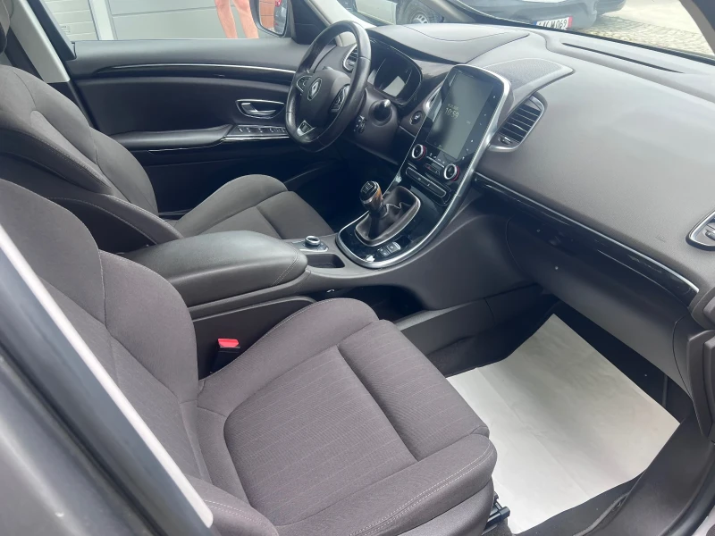 Renault Espace 1.6dci, снимка 13 - Автомобили и джипове - 51513092