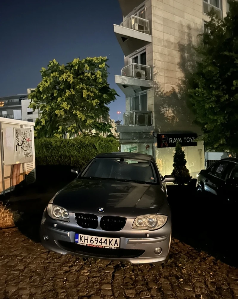 BMW 120 2.0d, снимка 9 - Автомобили и джипове - 52064335