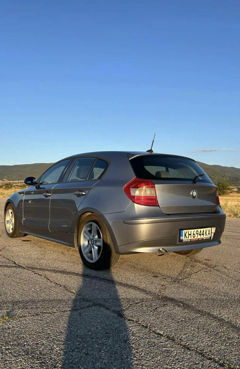 BMW 120 2.0d, снимка 6 - Автомобили и джипове - 52064335