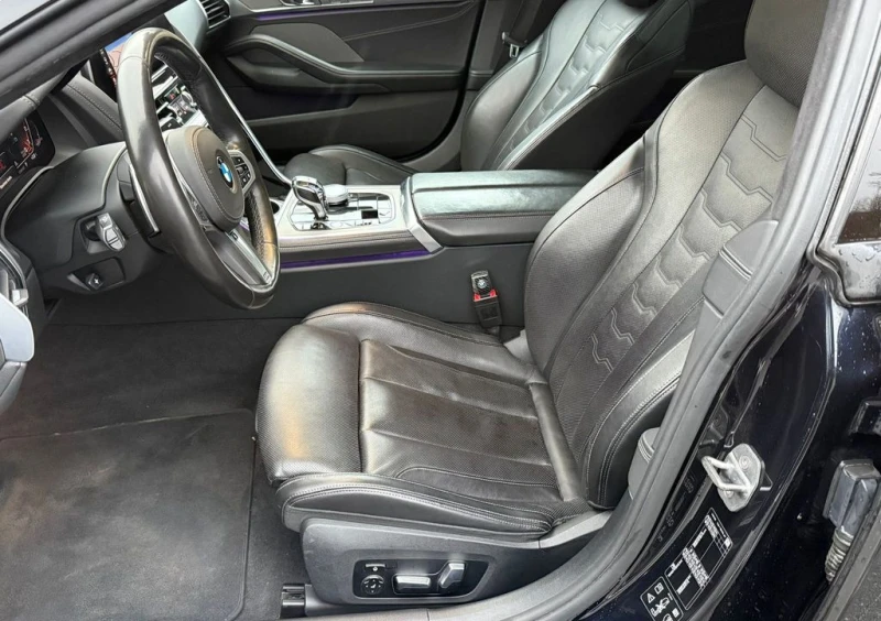 BMW 850 i xDrive M-Sport, снимка 6 - Автомобили и джипове - 52933434