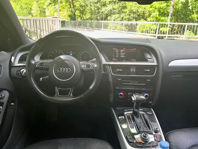 Audi A4 2.0 TFSI, снимка 7 - Автомобили и джипове - 46810307