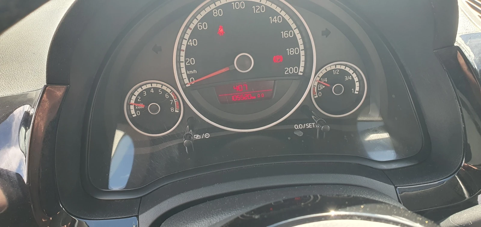 VW Up 1.0MPI-HI- LINE- NAVI-KOJA | Mobile.bg — изображение 15