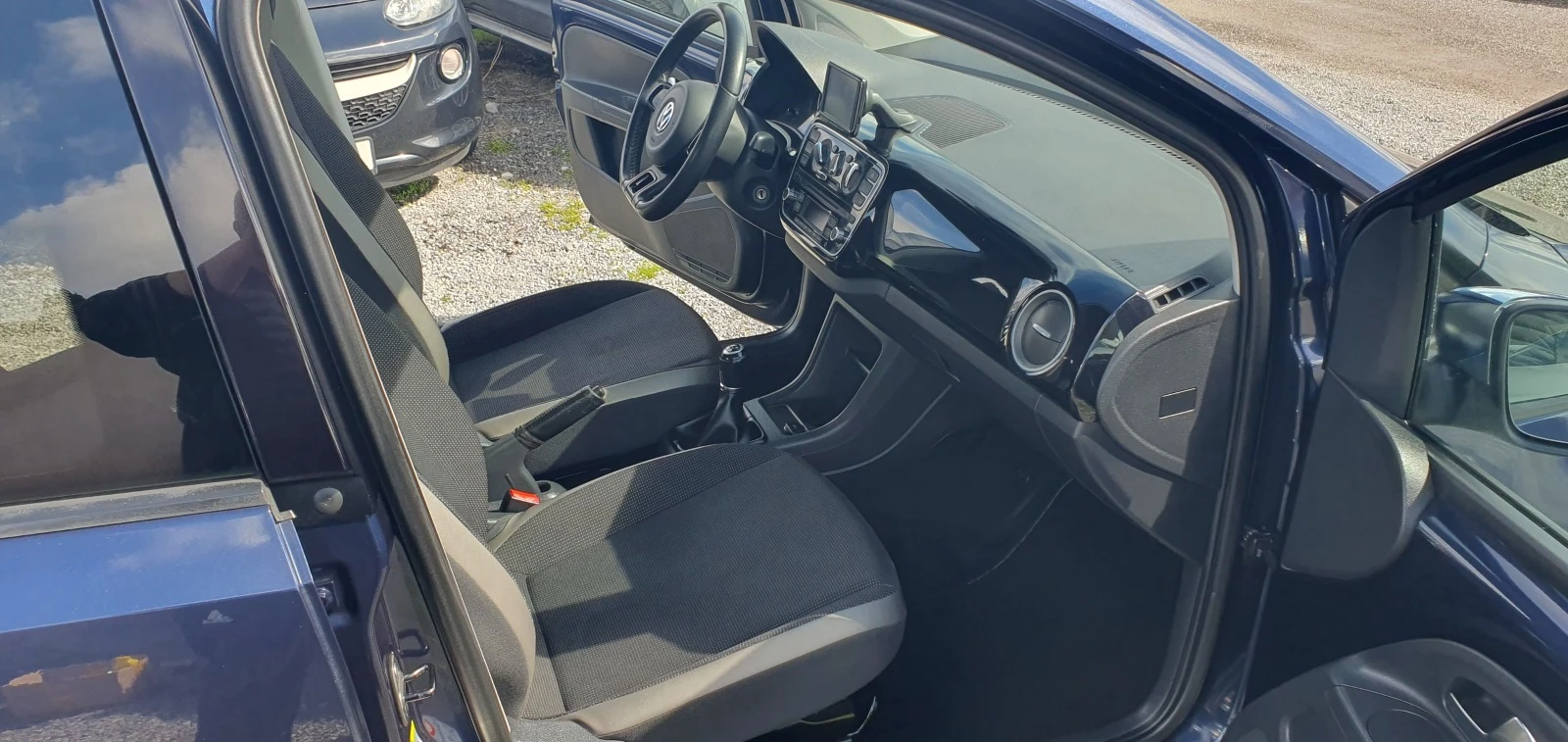 VW Up 1.0MPI-HI- LINE- NAVI-KOJA | Mobile.bg — изображение 13
