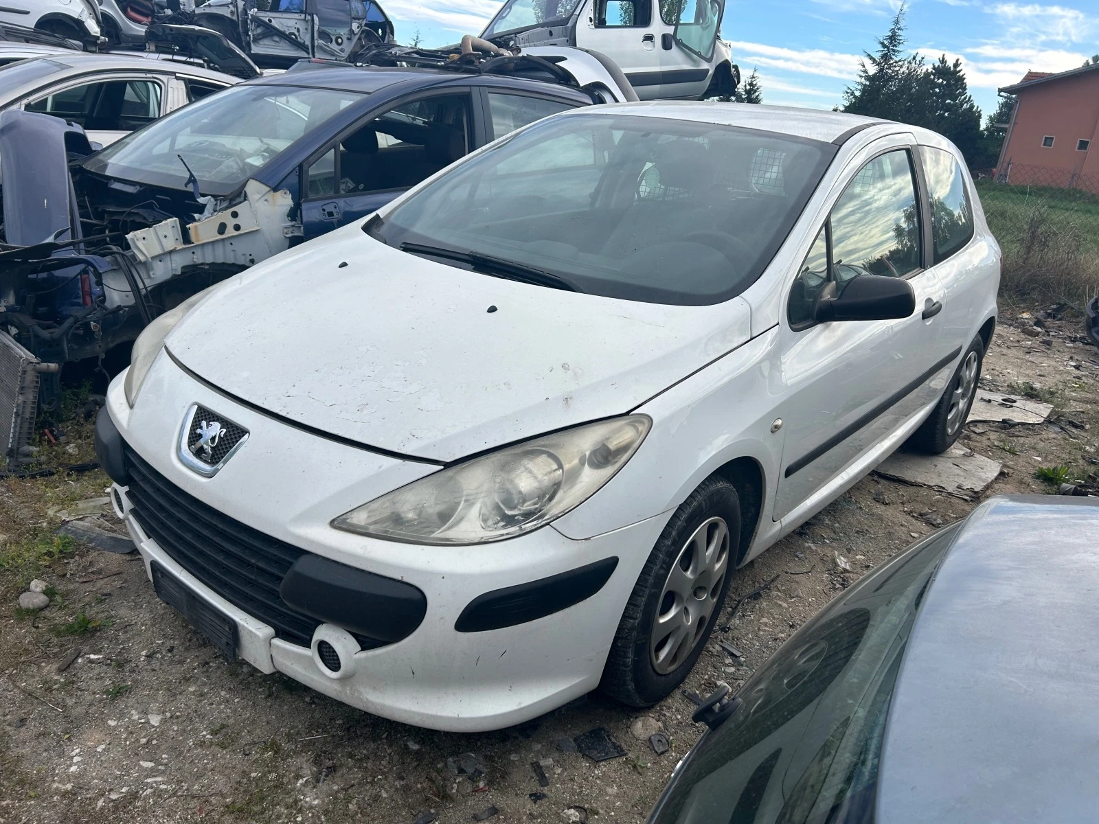 Peugeot 307 1.6HDI на части - изображение 2