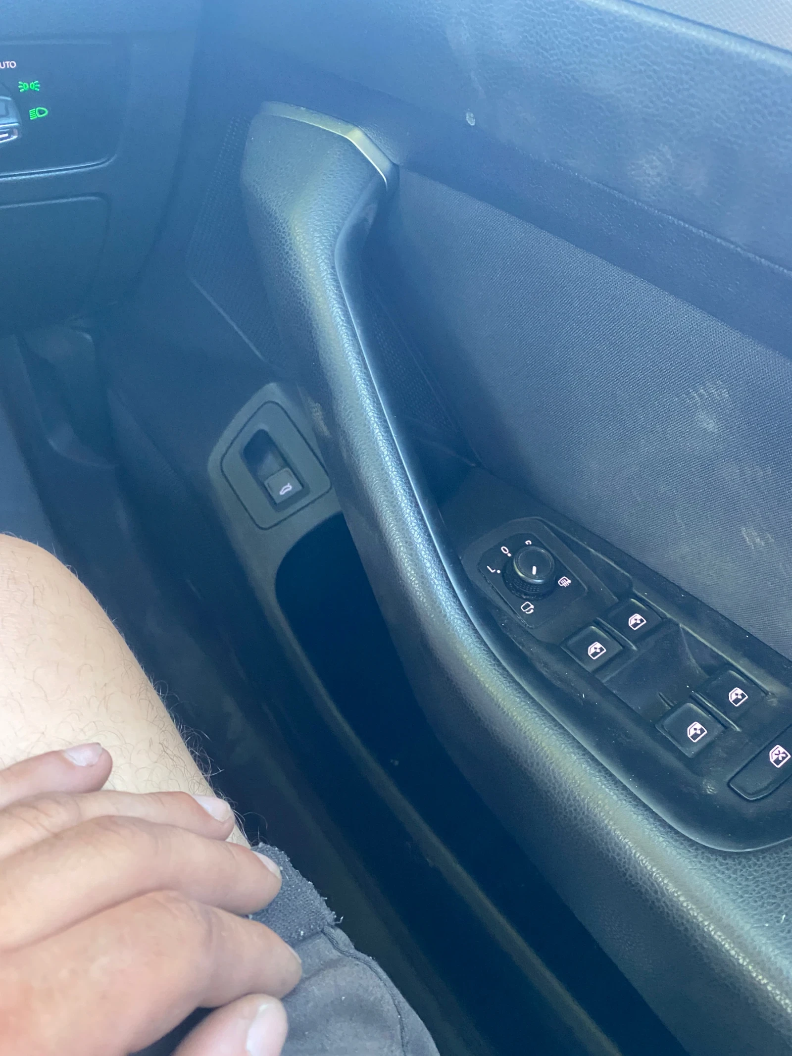 VW Passat 1.6tdi | Mobile.bg   11