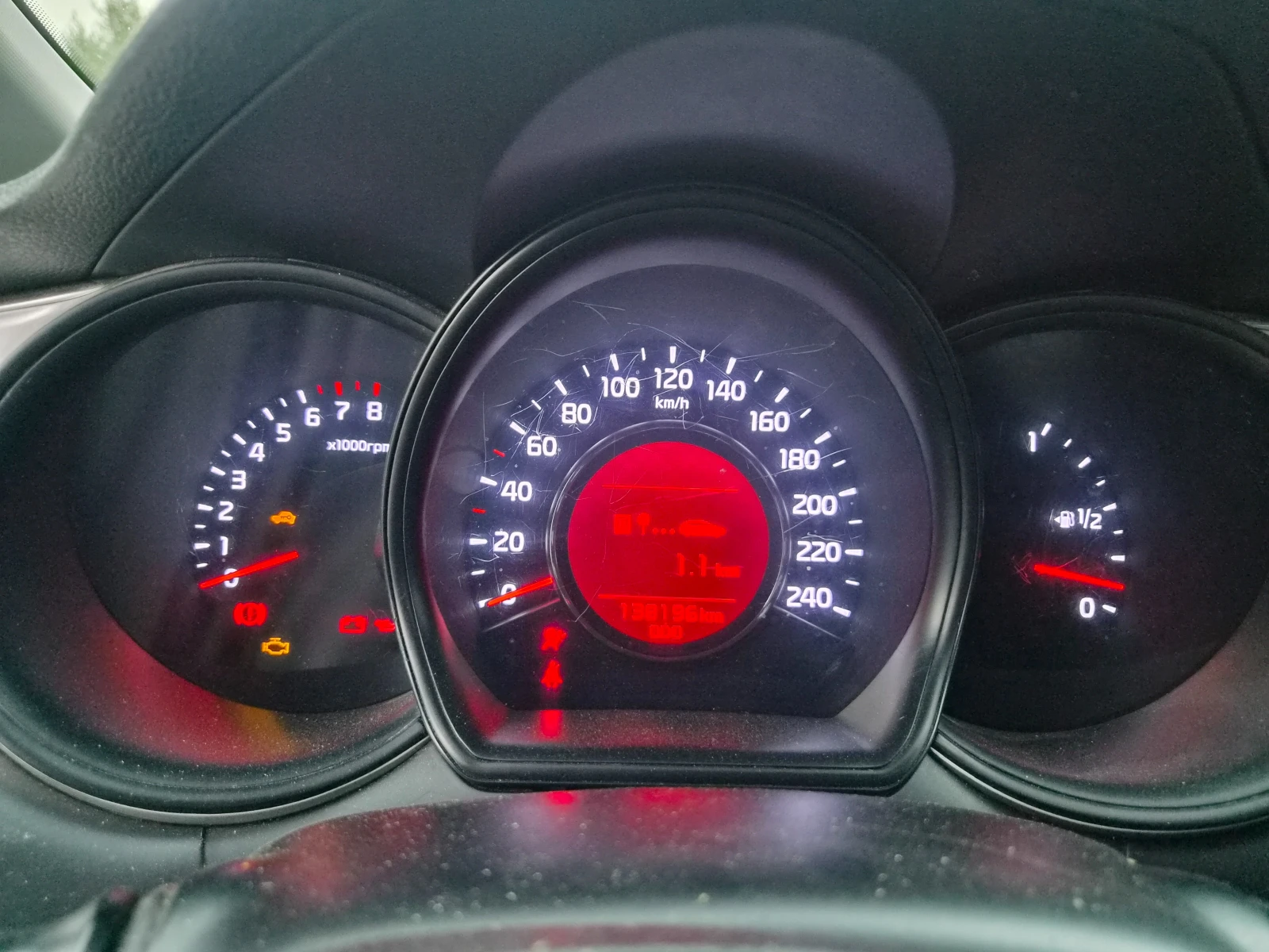 Kia Ceed ЛИЗИНГ-ГАЗ-РЕГИСТРИРАН, снимка 7 - Автомобили и джипове - 53755367