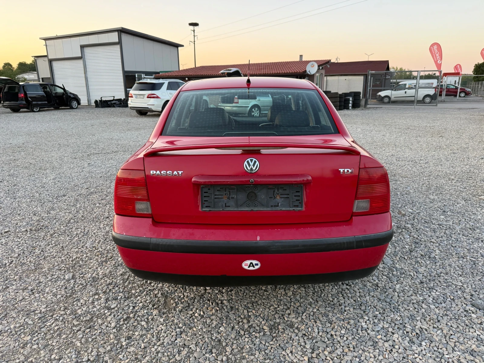 VW Passat 1.9TDI-110PS-HIGHLINE - изображение 6