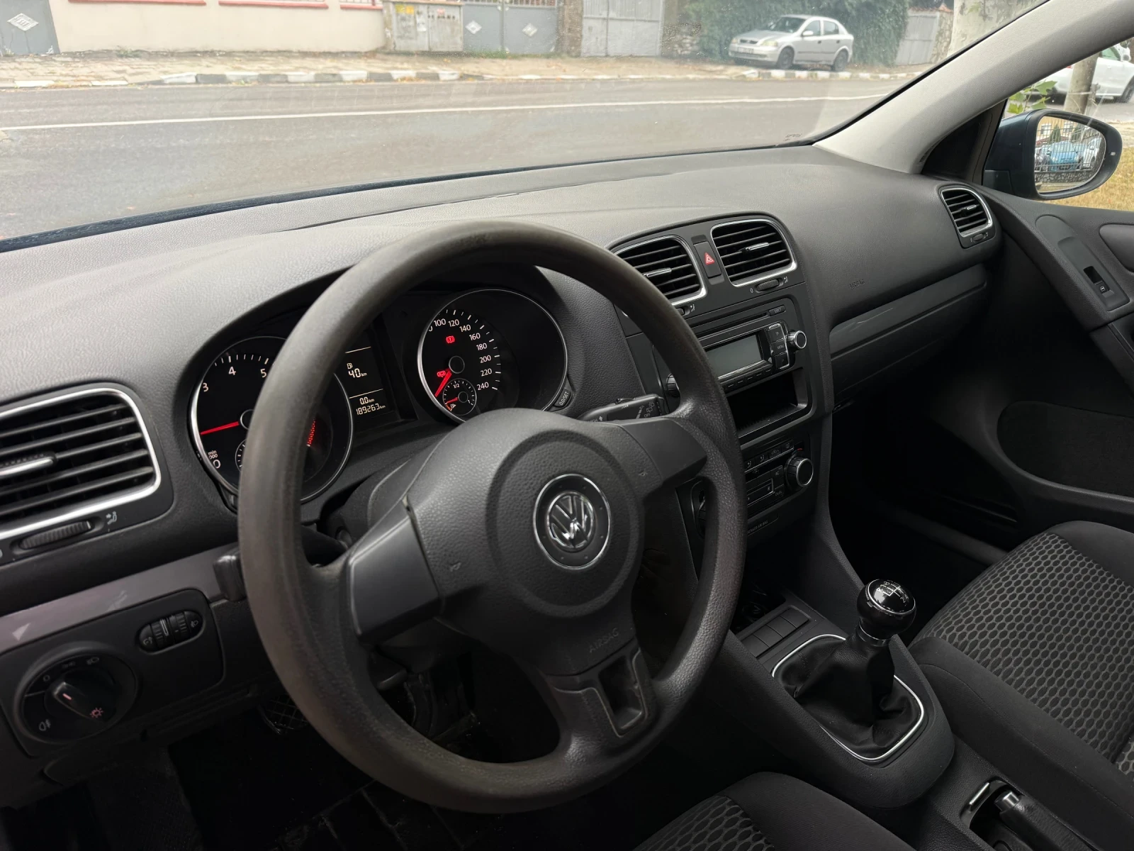 VW Golf 1.4BENZIN AUSTRIA - изображение 9