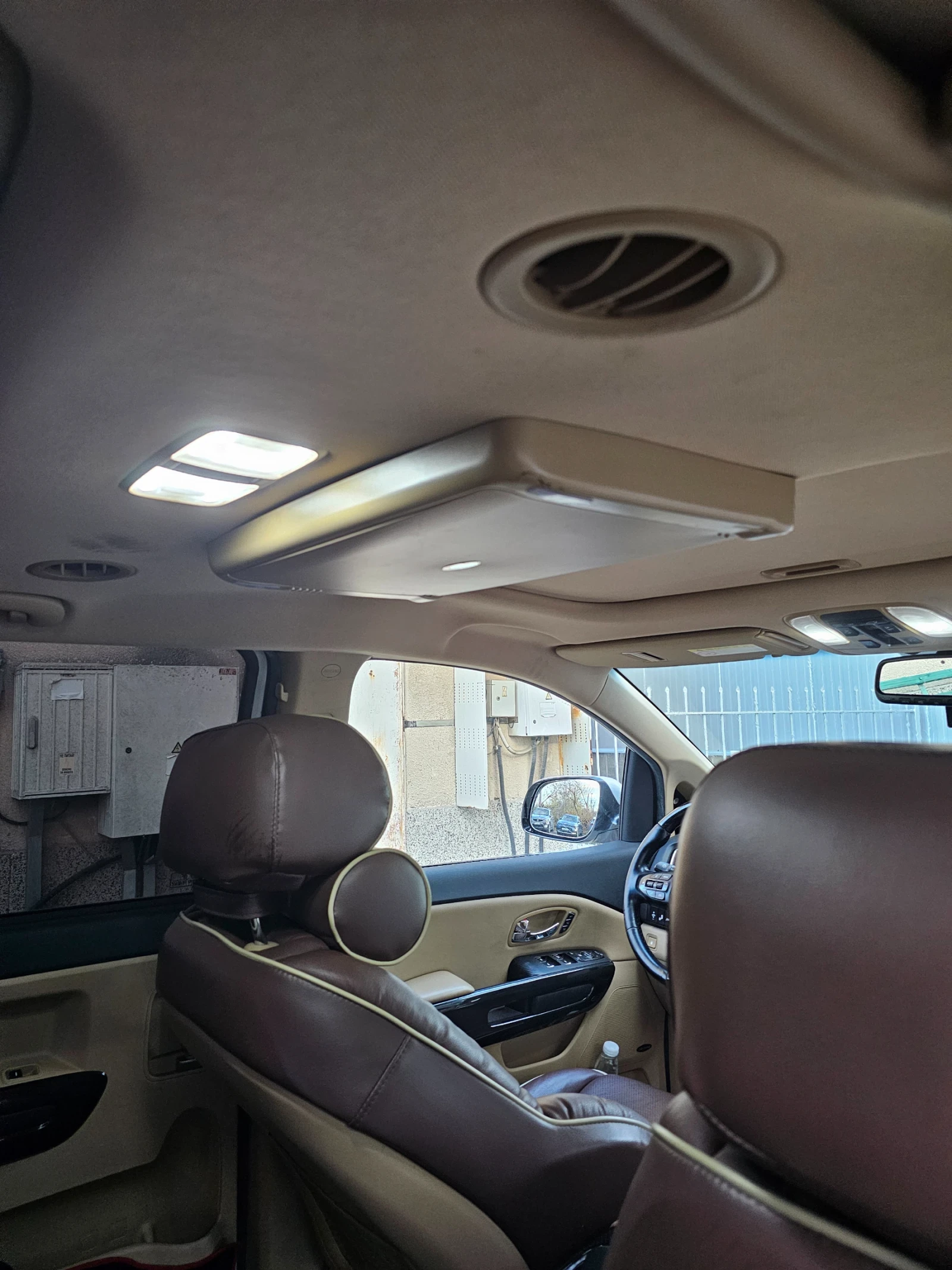 Kia Carnival Hi limousine  | Mobile.bg   13