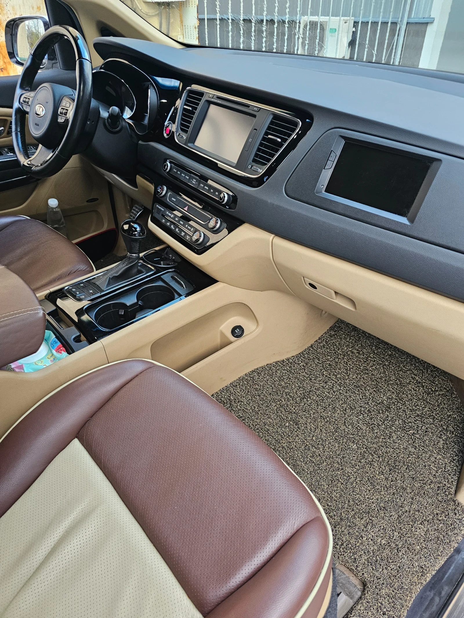 Kia Carnival Hi limousine  | Mobile.bg   11