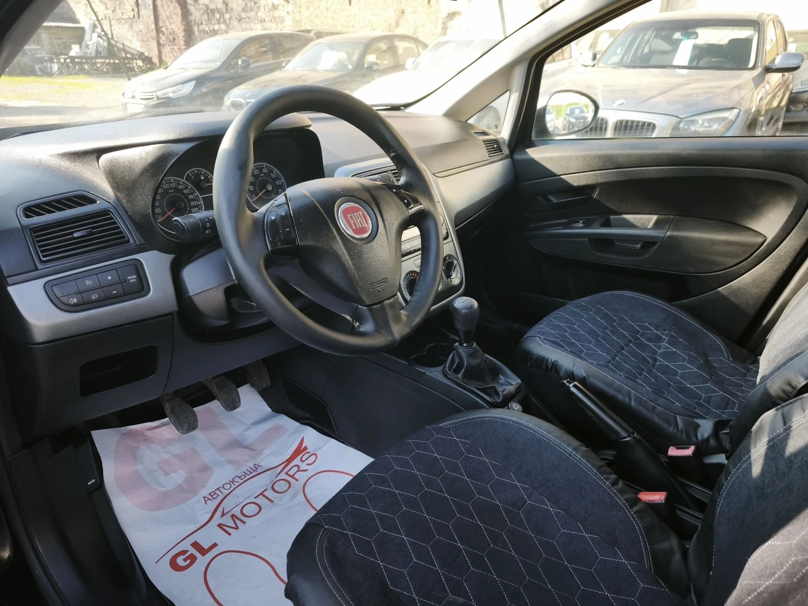 Fiat Punto 1.3 mjet Euro5, снимка 6 - Автомобили и джипове - 54342412