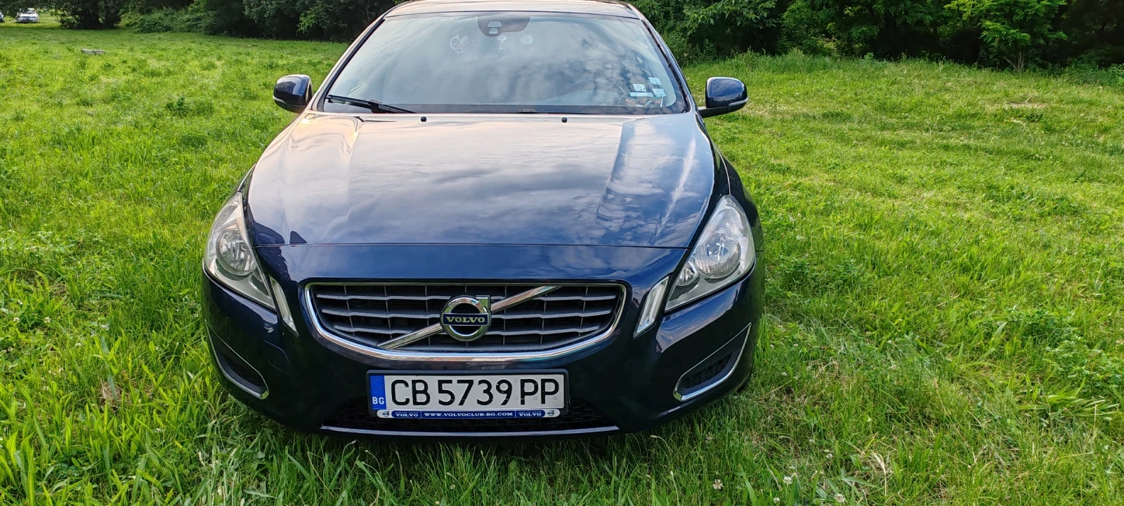 Volvo V60, снимка 3 - Автомобили и джипове - 54419577