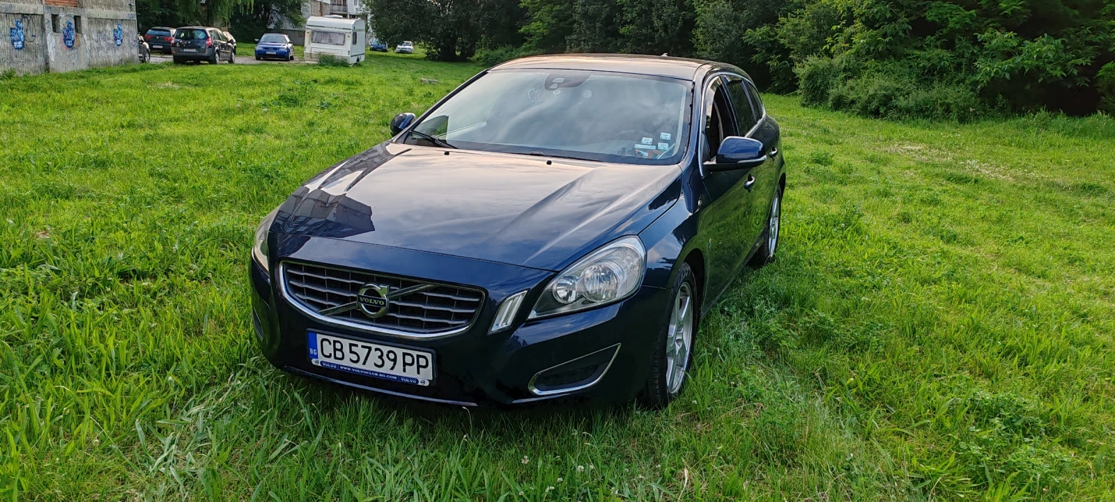 Volvo V60, снимка 2 - Автомобили и джипове - 54419577