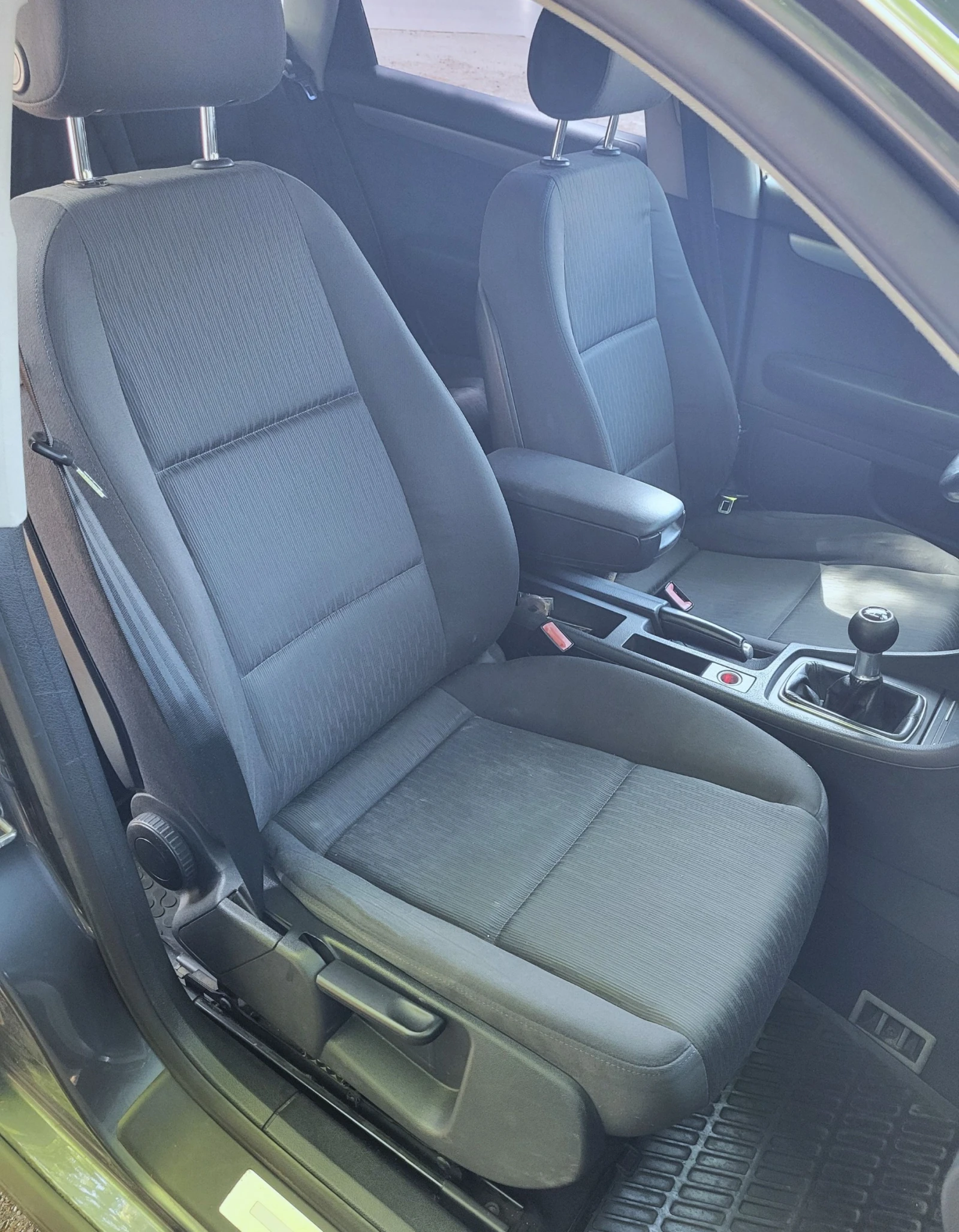 Audi A4 AVANT, снимка 13 - Автомобили и джипове - 54459608