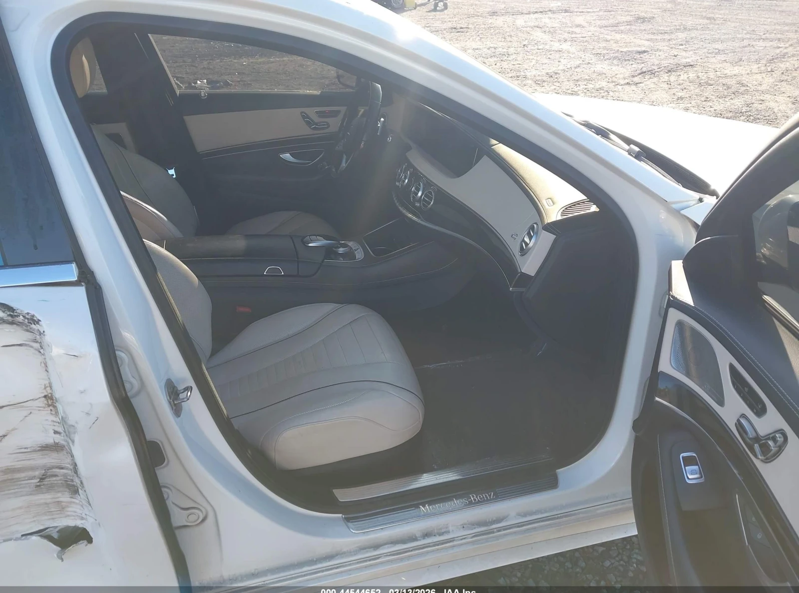 Mercedes-Benz S 560, снимка 5 - Автомобили и джипове - 54639704