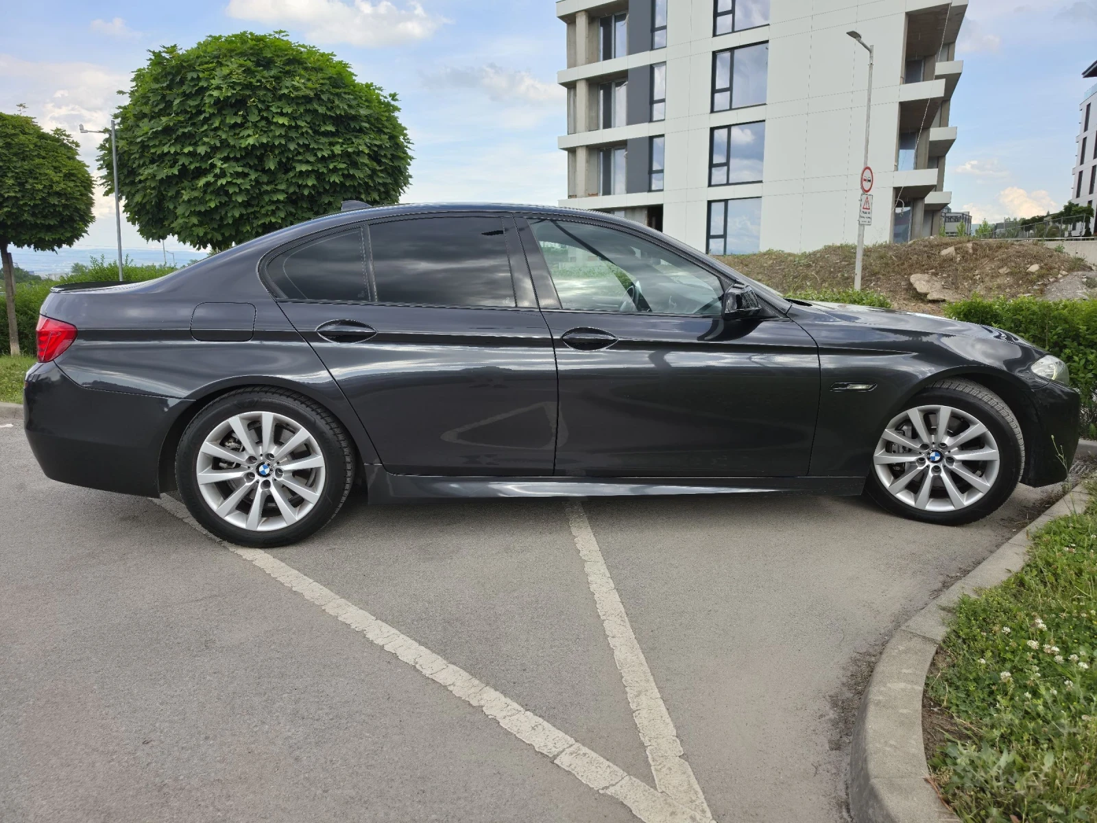 BMW 530 M PACK / HEAD UP / 8ZF, снимка 4 - Автомобили и джипове - 54824842