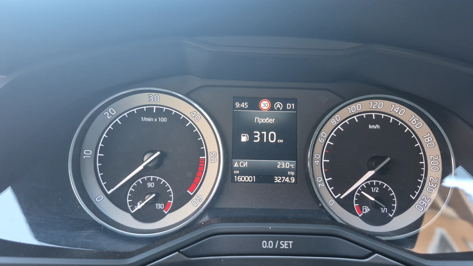 Skoda Superb, снимка 13 - Автомобили и джипове - 54973339