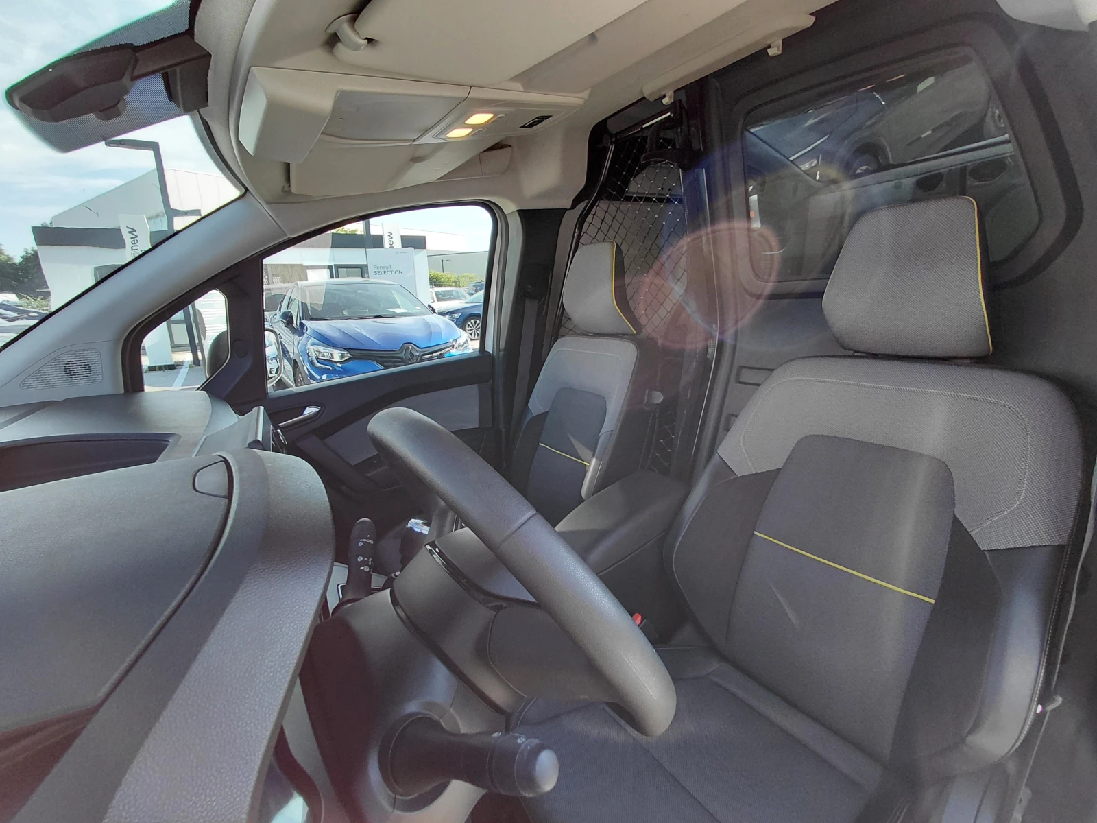 Renault Kangoo 1.5 dCi/95к.с/Life, снимка 15 - Автомобили и джипове - 55261058