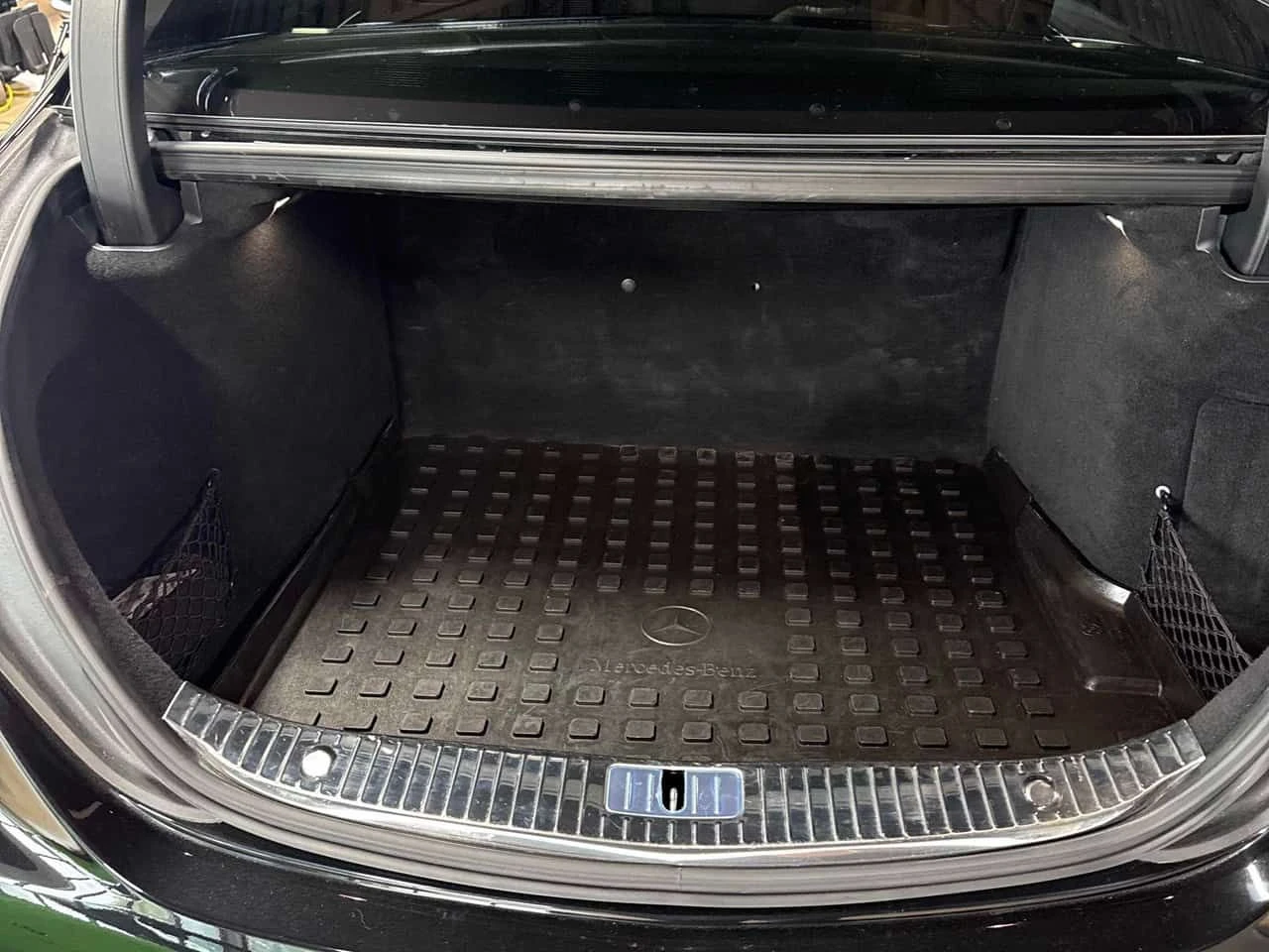 Mercedes-Benz S 63 * AMG * CARFAX * BURMESTER * DISTRONIC * MASSAGE *, снимка 15 - Автомобили и джипове - 55347199