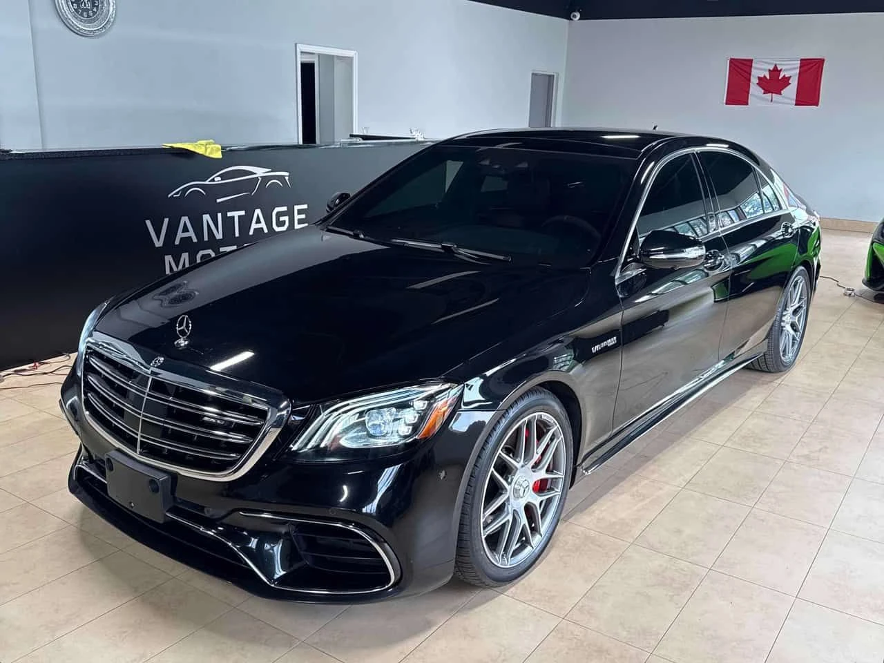 Mercedes-Benz S 63 * AMG * CARFAX * BURMESTER * DISTRONIC * MASSAGE *