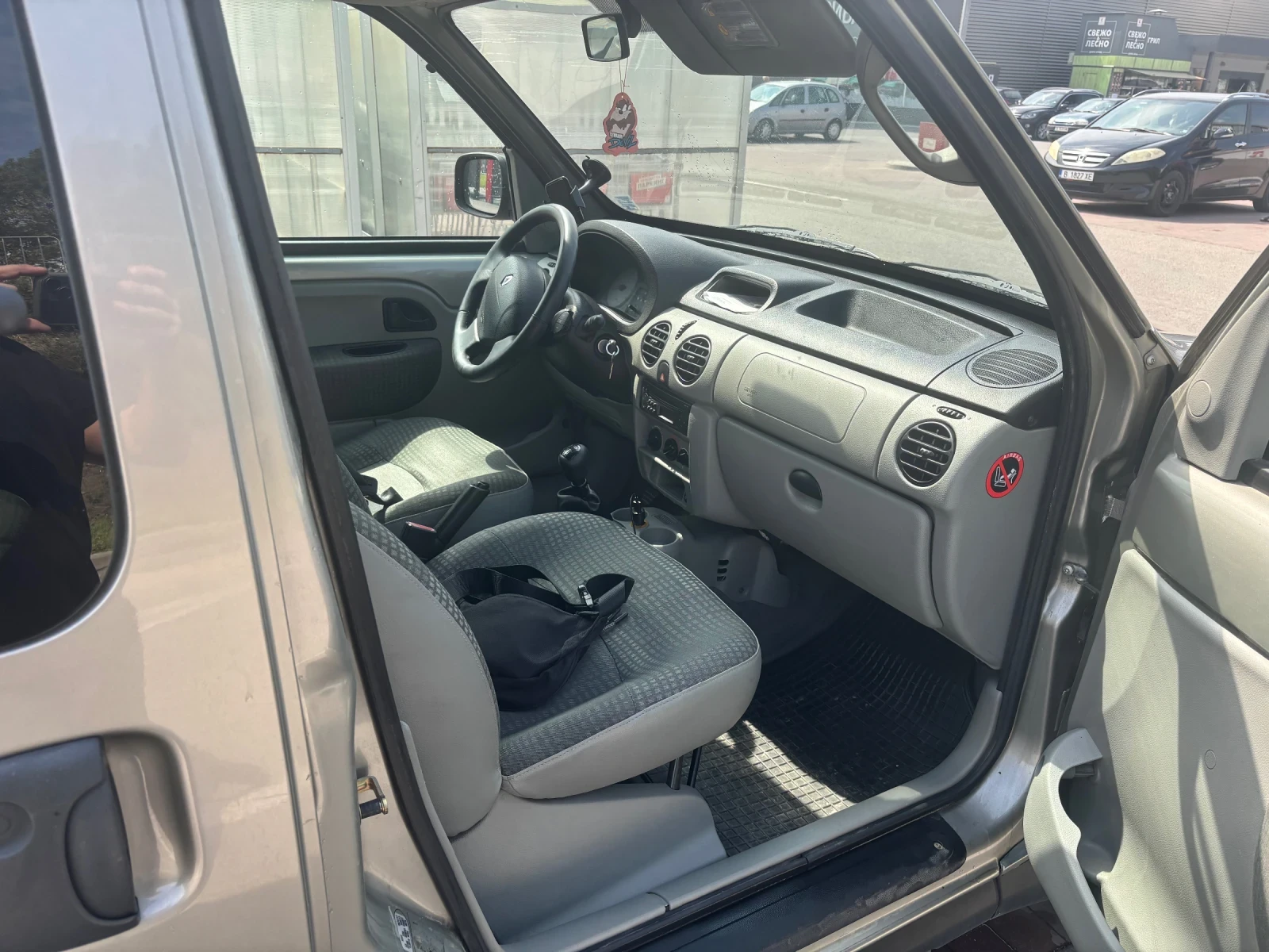 Renault Kangoo, снимка 7 - Автомобили и джипове - 55938530