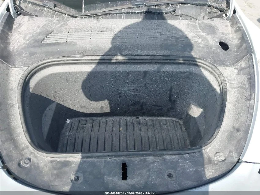 Tesla Model Y, снимка 9 - Автомобили и джипове - 56706428