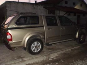 Isuzu D-max 3.0tdi, снимка 6