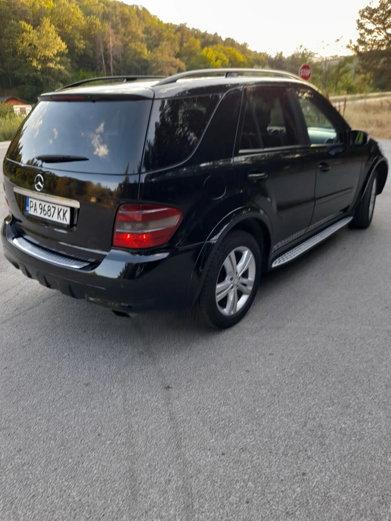 Mercedes-Benz ML 320, снимка 8 - Автомобили и джипове - 47426133