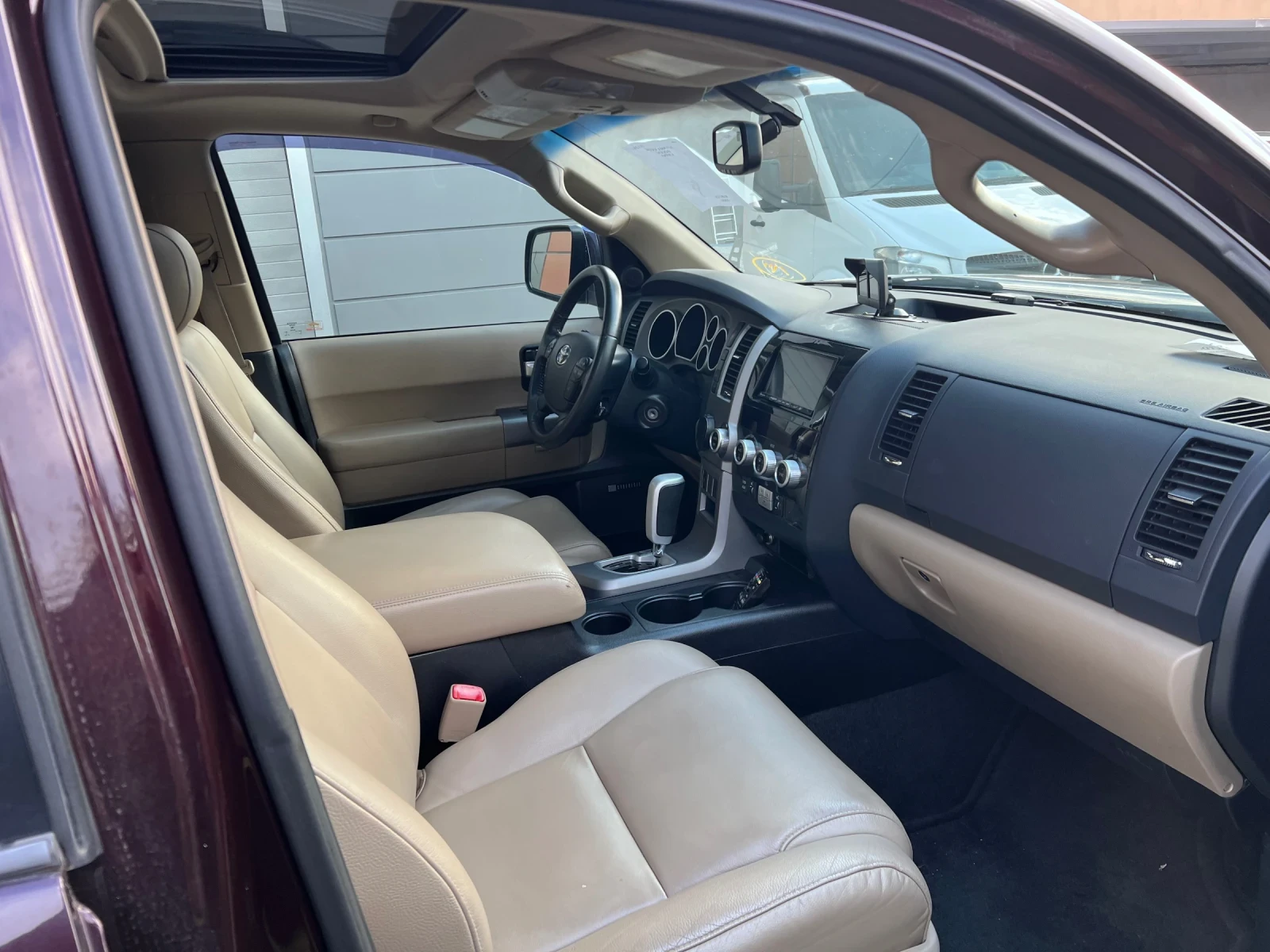 Toyota Sequoia 5.7 Limited | Mobile.bg — изображение 14