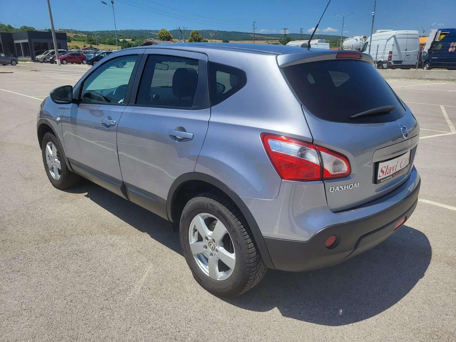 Nissan Qashqai 2.0 dci - 4x4/ AUTOMATIC/ PANORAMA/ NAVI - изображение 6