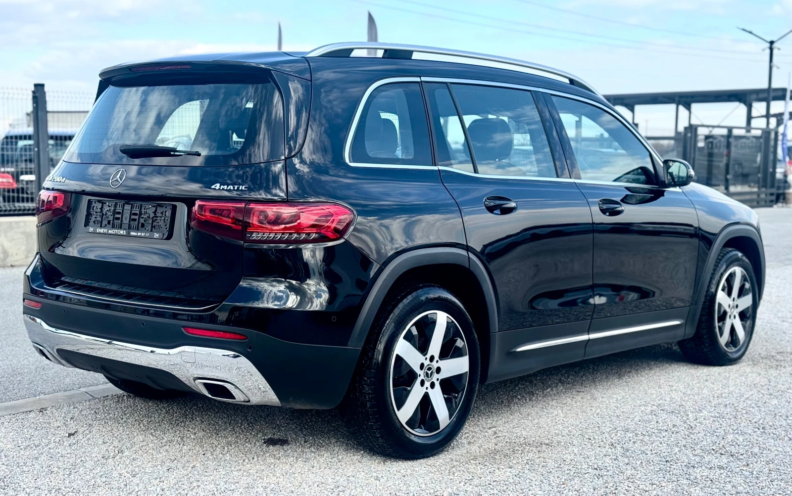 Mercedes-Benz GLB 200d 4-MATIC PREMIUM - изображение 6