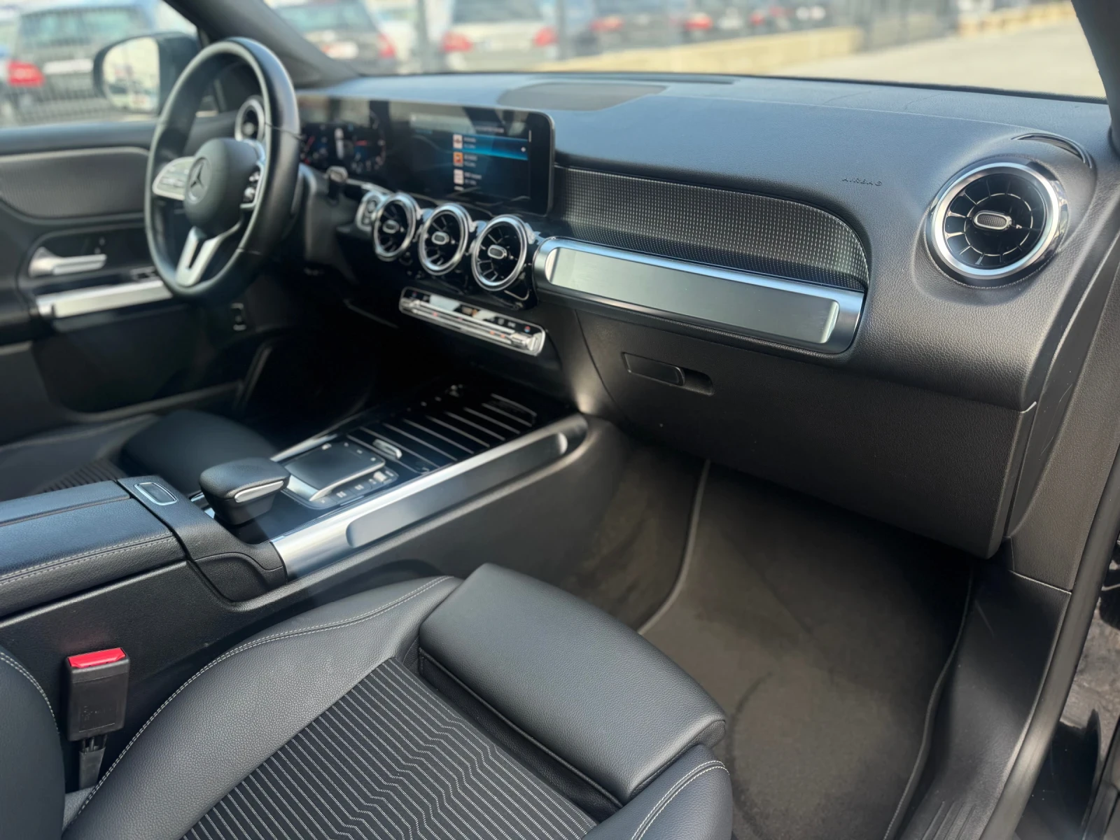 Mercedes-Benz GLB 200d 4-MATIC PREMIUM | Mobile.bg � ����������� 12