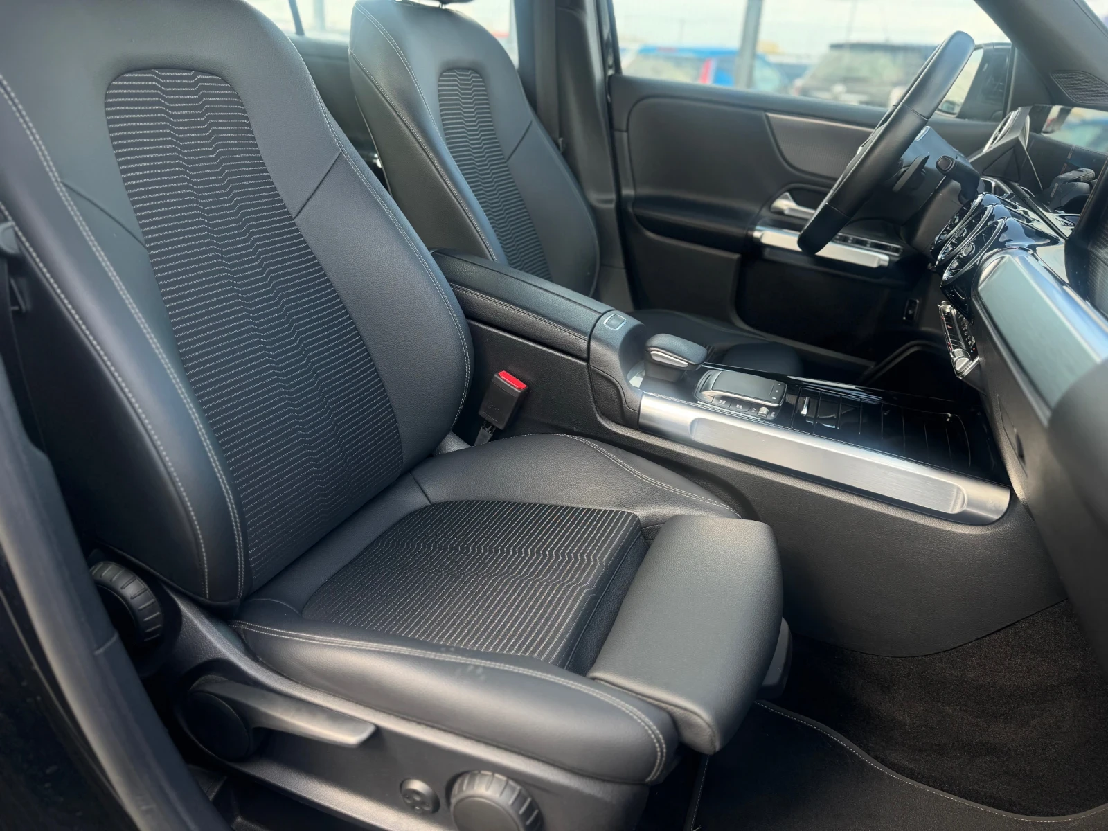 Mercedes-Benz GLB 200d 4-MATIC PREMIUM | Mobile.bg � ����������� 13