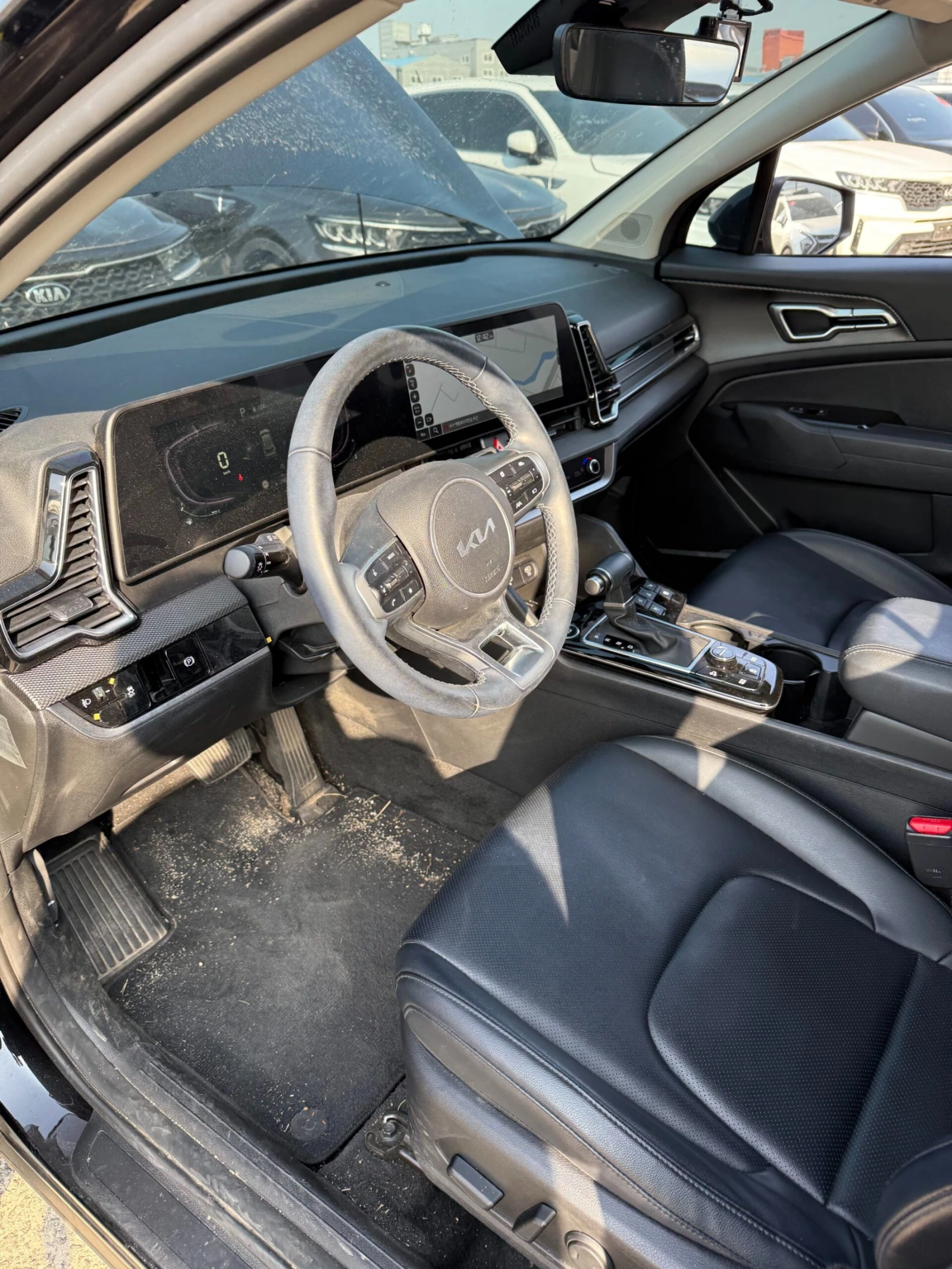 Kia Sportage 2.0 CRDI 4x4 - OЧАКВАН ВНОС, снимка 3 - Автомобили и джипове - 54144655