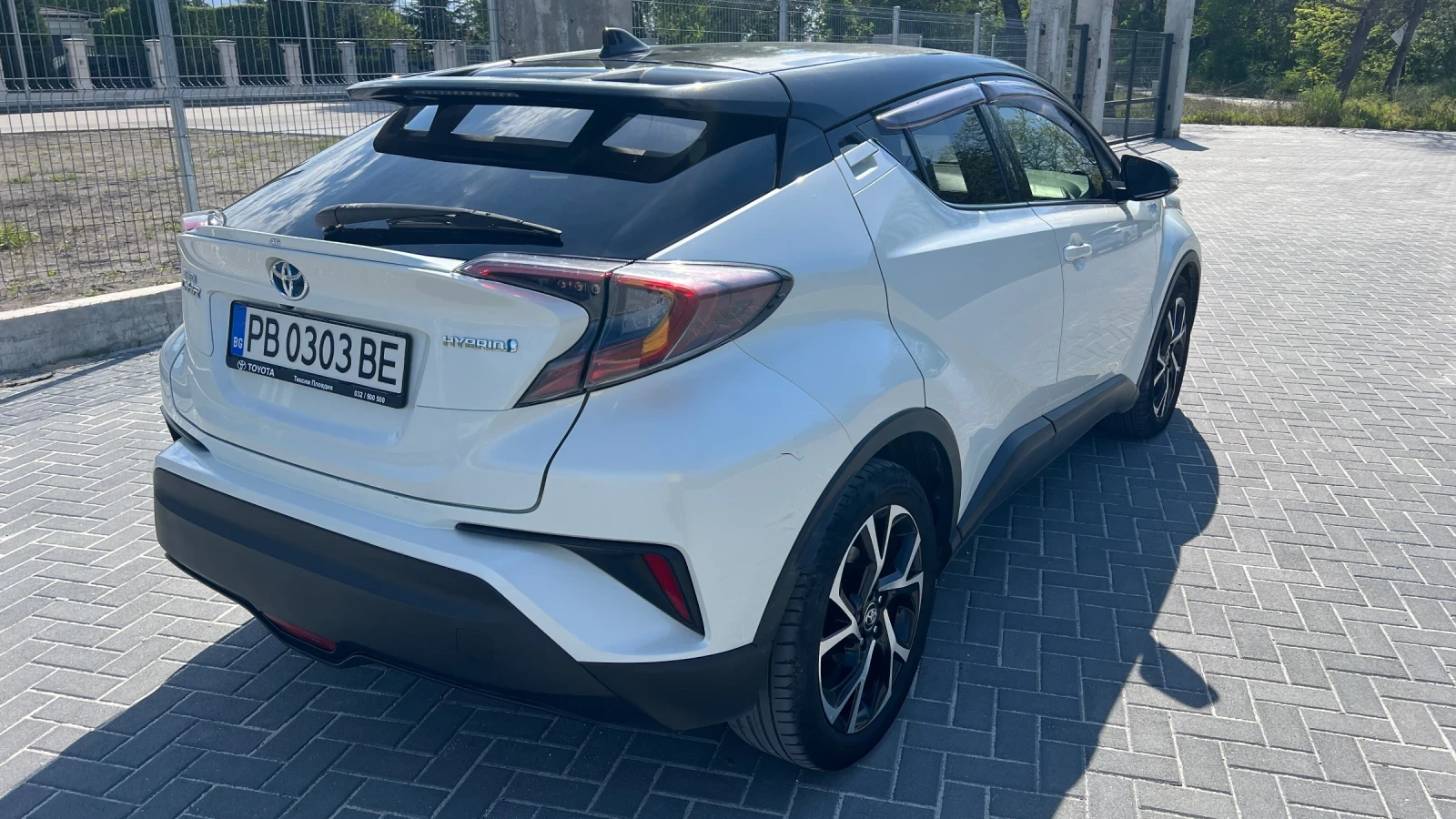 Toyota C-HR, снимка 15 - Автомобили и джипове - 54348022