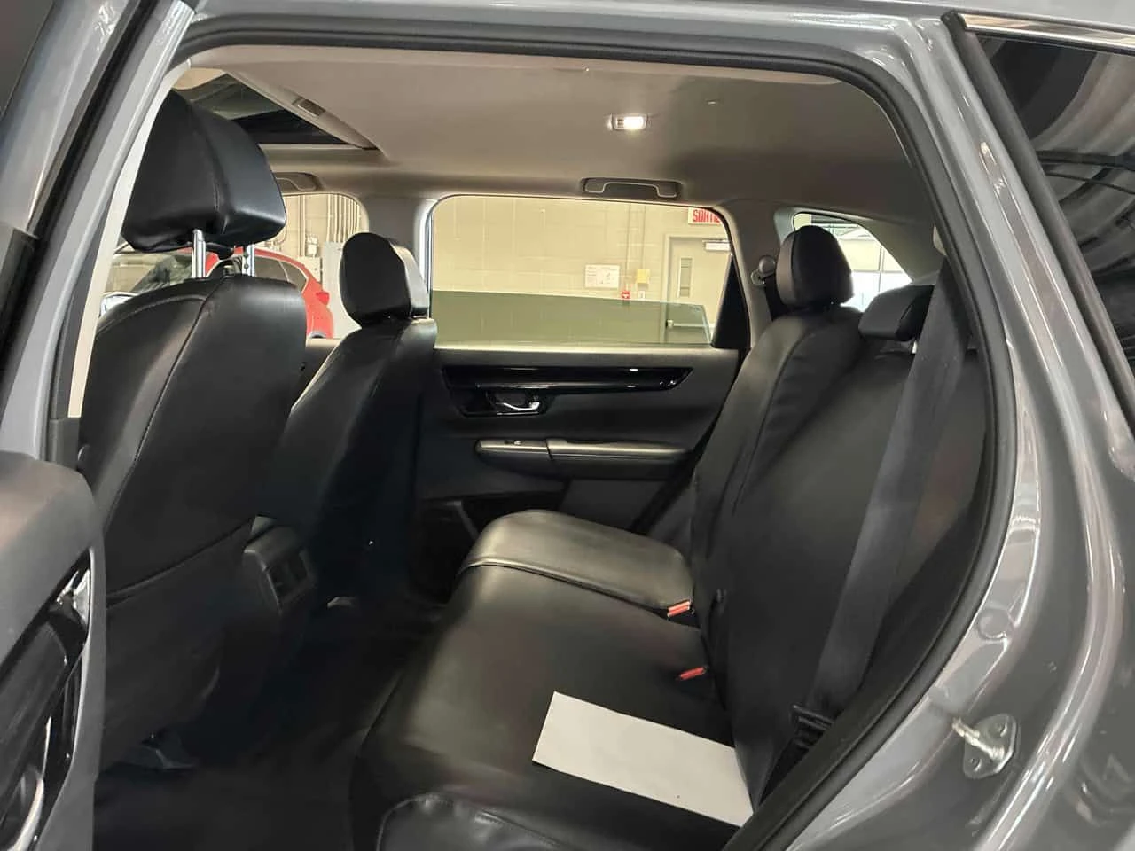 Honda Cr-v Sport AWD  CARFAX, снимка 7 - Автомобили и джипове - 54424158