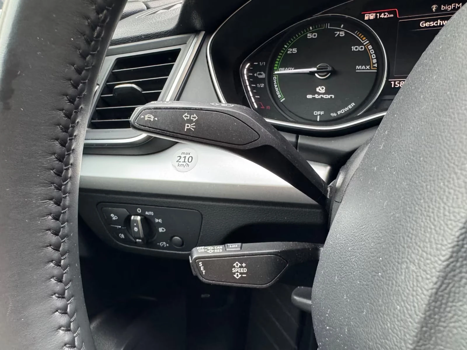 Audi Q5 50TFSI/252HP/QUATTRO/S-LINE/CAM/NAVI/LED/AHK/280q, снимка 10 - Автомобили и джипове - 54477168