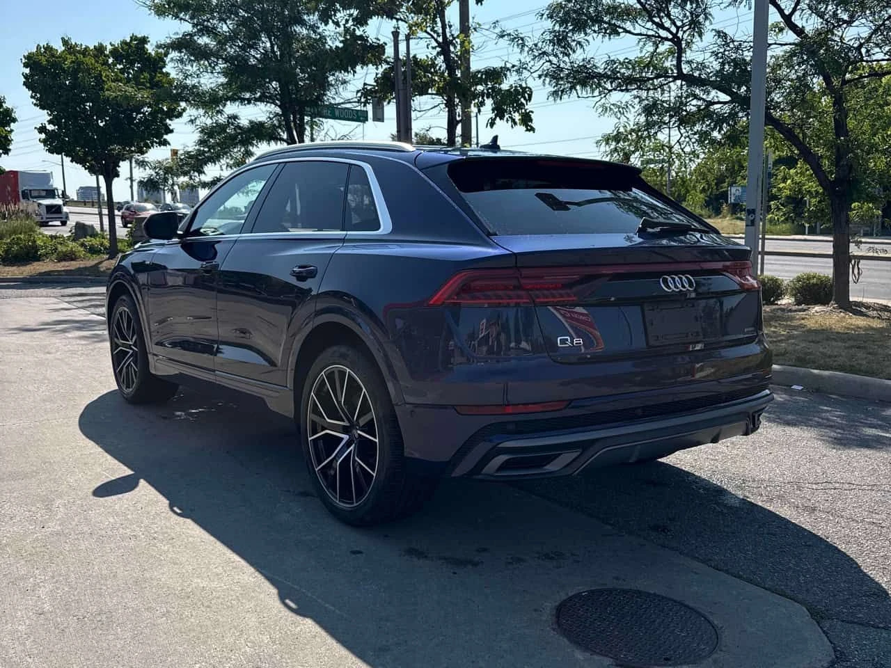 Audi Q8 Technik | CARFAX | АВТОКРЕДИТ БЕЗ ПЪРВОНАЧАЛНА , снимка 5 - Автомобили и джипове - 55504249